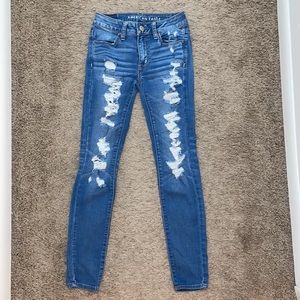 American Eagle Ripped Denim Jegging